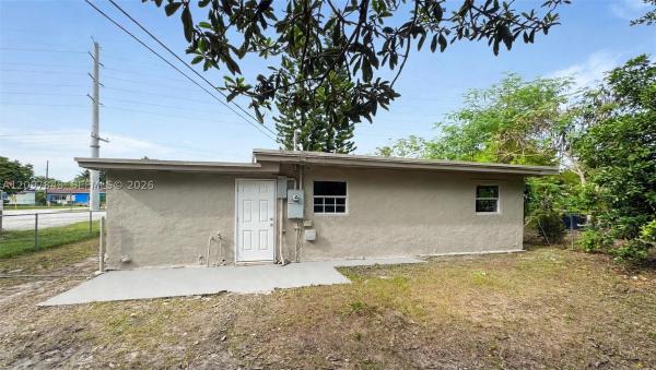 Beverly Park, 6308 Washington St, Hollywood, Florida 33023, image 1