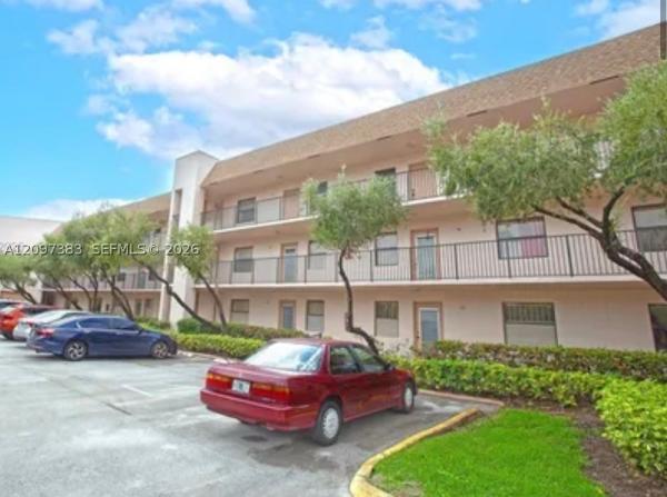 Sunrise Lakes 4, 2941 N Nob Hill Rd #103, Sunrise, Florida 33322, image 1