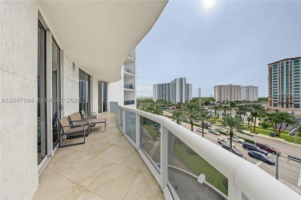 Tdr Tower 2, 15901 Collins Ave #405, Sunny Isles Beach, Florida 33160, image 1
