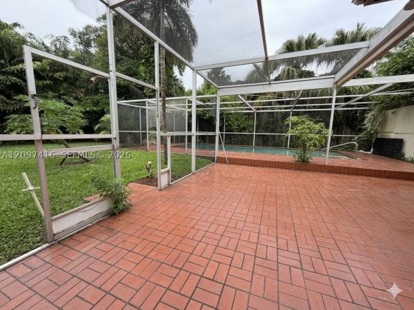 Aviation Country Club, 2141 NE 124th St, North Miami, Florida 33181, image 1