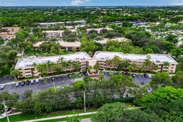 Tamarac, Florida 33321, image 1