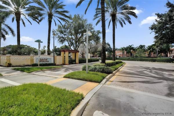 Santa Catalina Townhomes, 1210 Santa Catalina Ln, North Lauderdale, Florida 33068, image 1