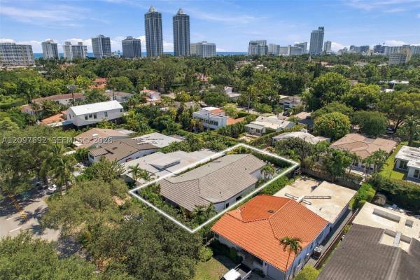 Lake View, 600 W 51st St, Miami Beach, Florida 33140, image 1