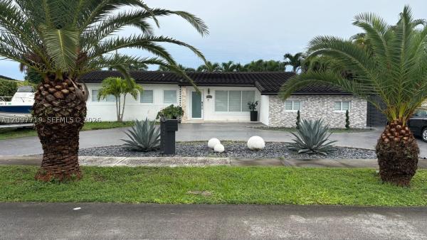 10450 SW 42nd Ter, Unincorporated Dade County, Florida 33165, image 1