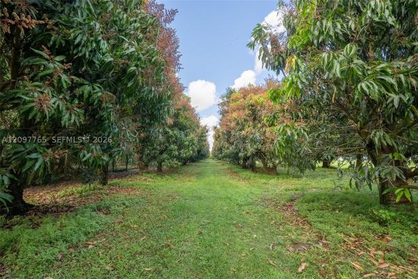 17950 SW 192nd St, Unincorporated Dade County, Florida 33187, image 1
