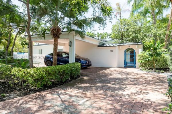 Tropical Isle Homes, 330 Glenridge Rd, Key Biscayne, Florida 33149, image 1