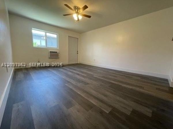 1283 NE 109th St, Unincorporated Dade County, Florida 33161, image 1
