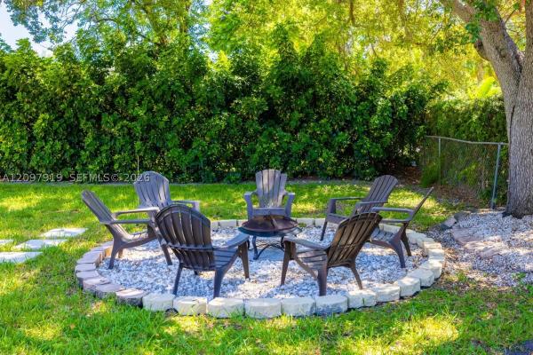 Hollywood Hills, 312 N Luna Ct, Hollywood, Florida 33021, image 1