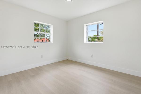 Berkeley Manor, 701 NW 176th Ter, Miami Gardens, Florida 33169, image 1