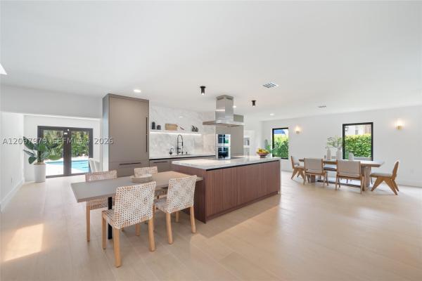 Granada, 1320 Alhambra Cir, Coral Gables, Florida 33134, image 1