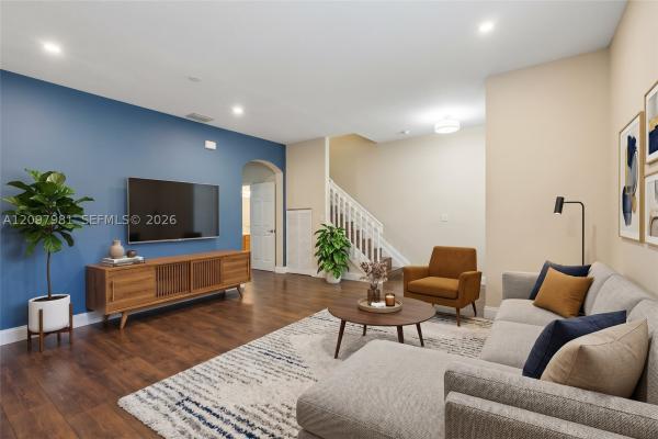 8944 SW 19th St #907, Pembroke Pines, Florida 33025, image 1