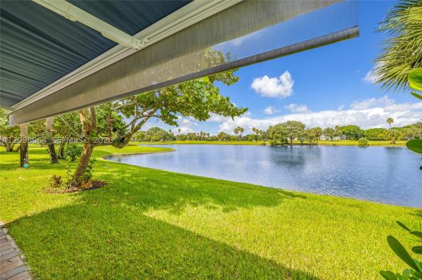 4107 Carriage Dr #1K, Pompano Beach, Florida 33069, image 1