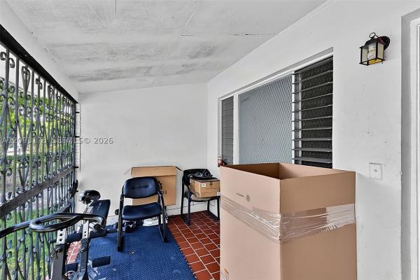 2525 NW 50th St, Unincorporated Dade County, Florida 33142, image 1