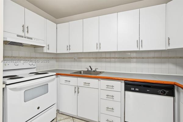 7500 SW 153rd Ct #206-12, Unincorporated Dade County, Florida 33193, image 1