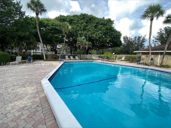 Palm-Aire Country Club 2, 2650 S Course Dr #110, Pompano Beach, Florida 33069, image 1