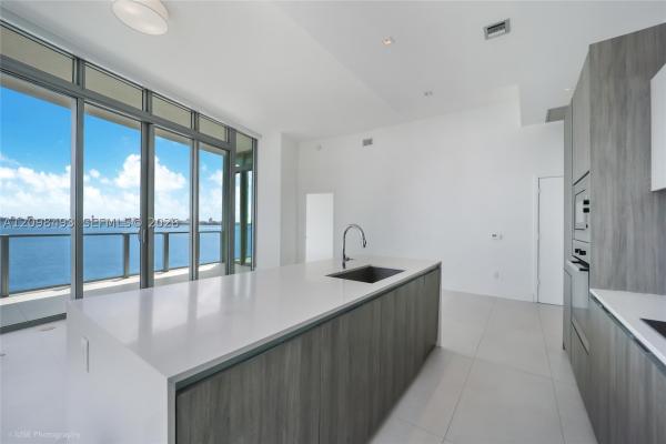 Biscayne Beach, 2900 NE 7th Ave #602, Miami, Florida 33137, image 1