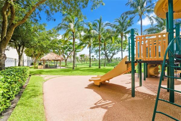 Turnberry On The Green, 19501 W Country Club Dr #PH-02, Aventura, Florida 33180, image 1