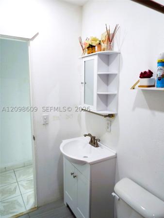 Pinehurst Villa, 285 NW 48th Pl, Miami, Florida 33126, image 1