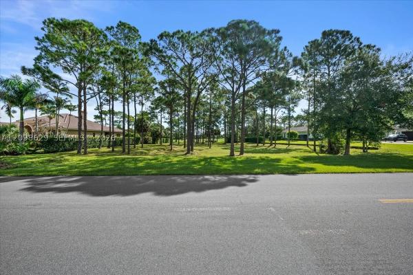 18883 SE Old Trail Dr W, Jupiter, Florida 33478, image 1