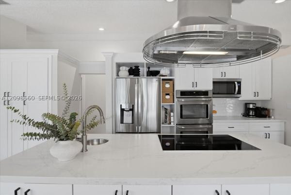 11865 SW 112th Avenue Cir, Unincorporated Dade County, Florida 33176, image 1