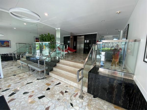 Lincoln Bay Towers, 1450 Lincoln Rd #401, Miami Beach, Florida 33139, image 1