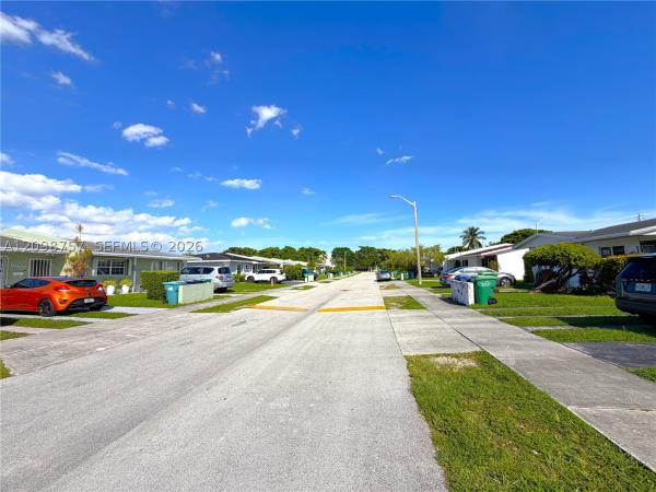10110 SW 23rd Ter, Unincorporated Dade County, Florida 33165, image 1