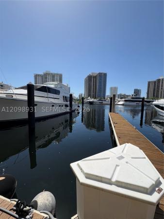 The Yacht Club At Aventura, 19777 E Country Club Dr #5, Aventura, Florida 33180, image 1