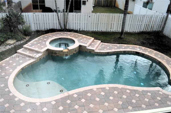 Keystone Lake, Pembroke Pines, Florida 33029, image 1