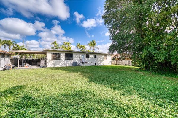 6550 SW 27th St, Unincorporated Dade County, Florida 33155, image 1