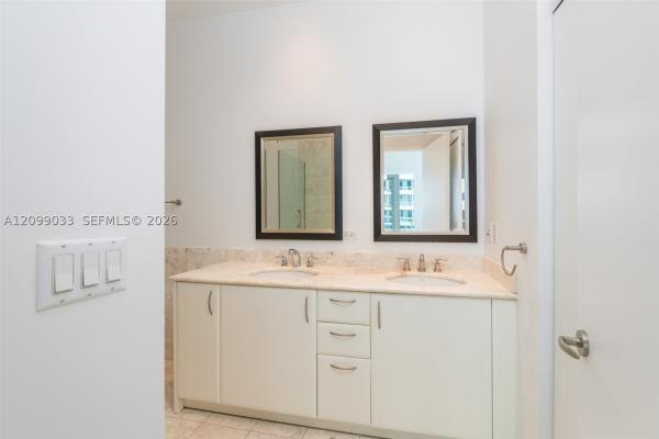 Jade Residences At Brickell Bay, 1331 Brickell Bay Dr #606, Miami, Florida 33131, image 1