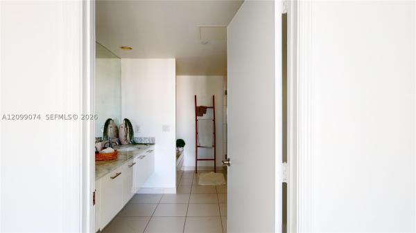 500 Brickell East, 500 Brickell Ave #3405, Miami, Florida 33131, image 1