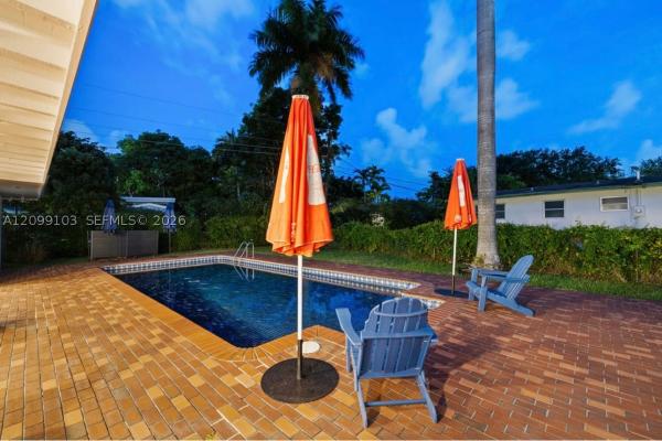 7980 SW 108th St, Unincorporated Dade County, Florida 33156, image 1
