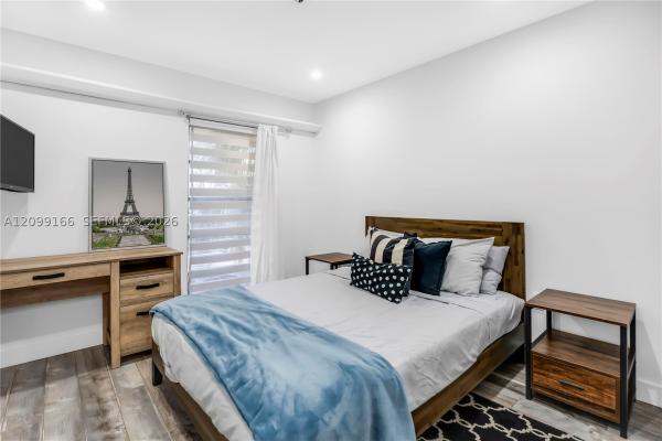 Hollywood Gardens, 3321 Simms St #13B, Hollywood, Florida 33021, image 1