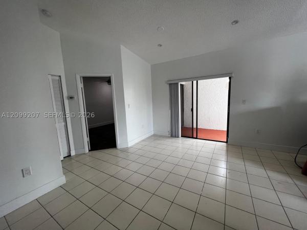 15350 SW 76th Ter #207, Unincorporated Dade County, Florida 33193, image 1