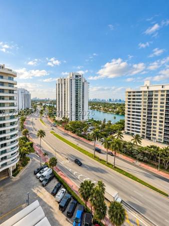Oceanside Plaza, 5555 Collins Ave #14Y, Miami Beach, Florida 33140, image 1