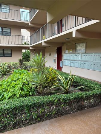 10815 SW 112th Ave #201, Unincorporated Dade County, Florida 33176, image 1