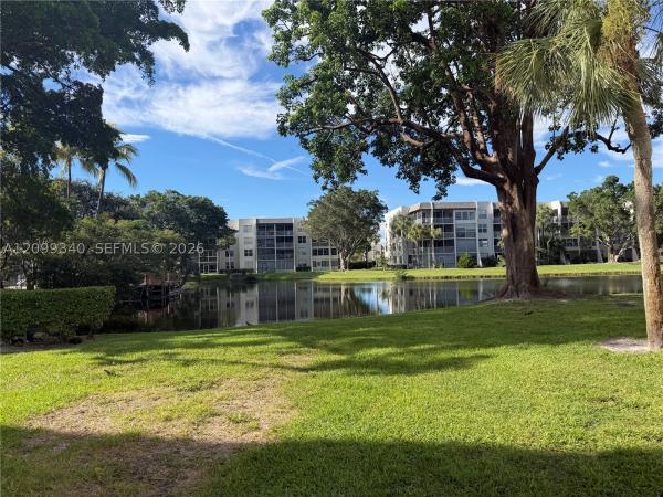 Lagoon Place, 9235 Lagoon Pl #116, Davie, Florida 33324, image 1