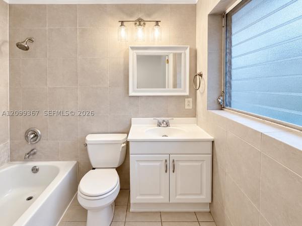 Knoll Ridge, 5407 NE 22nd Ter, Fort Lauderdale, Florida 33308, image 1