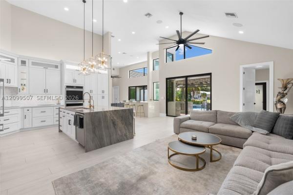 Hillsboro Isles, 2336 NE 27th St, Lighthouse Point, Florida 33064, image 1