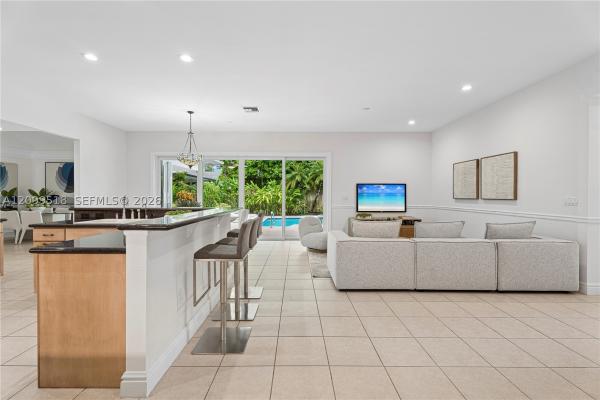 15255 SW 80th Ave, Palmetto Bay, Florida 33157, image 1