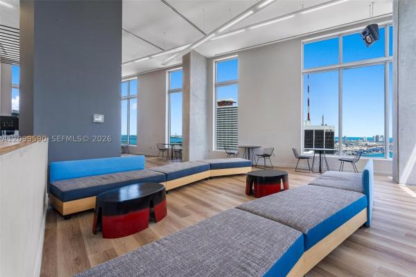 Centro, 151 SE 1st St #1404, Miami, Florida 33131, image 1