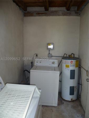 Town Of Modelo, 212 NW 6th Ave, Dania Beach, Florida 33004, image 1