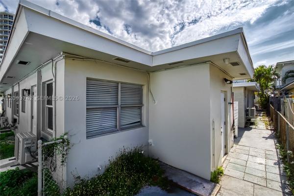 Hollywood Central Beach, 318 Walnut St, Hollywood, Florida 33019, image 1