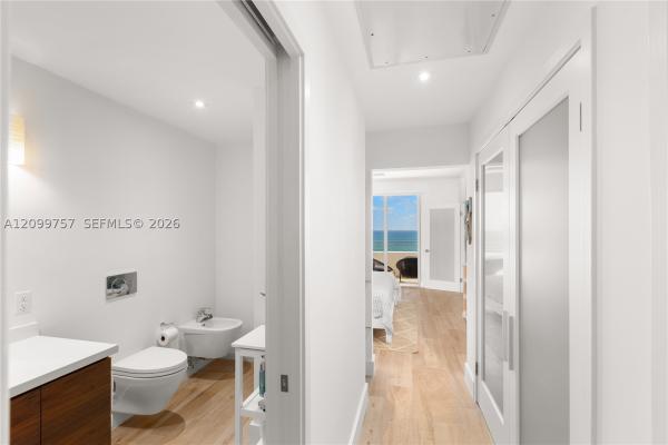 Oceanside Plaza, 5555 Collins Ave #17J, Miami Beach, Florida 33140, image 1