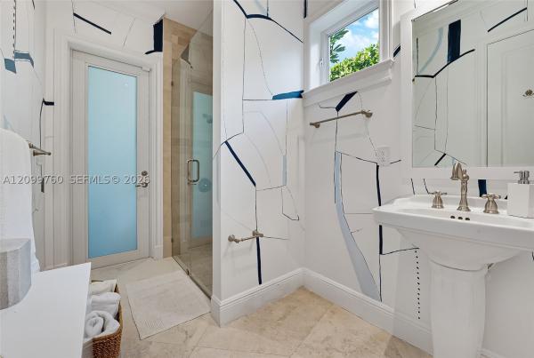 Eleda, 4100 Hardie Ave, Miami, Florida 33133, image 1