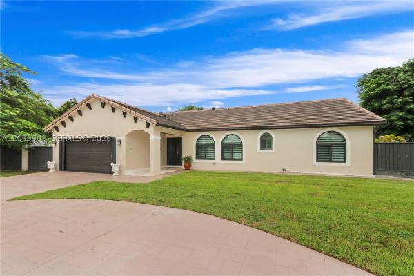 15221 SW 148th Ave, Unincorporated Dade County, Florida 33187, image 1