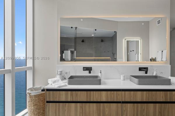 Tdr Tower 1, 16001 Collins Ave #2901, Sunny Isles Beach, Florida 33160, image 1