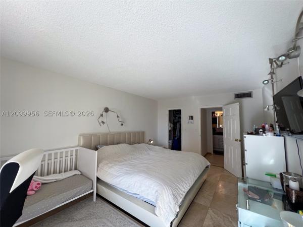 De Soto Park South, 701 Three Islands Blvd #506, Hallandale Beach, Florida 33009, image 1