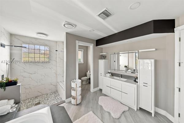 Pompano Waterway Estates, 5111 NE 30th Ave, Lighthouse Point, Florida 33064, image 1