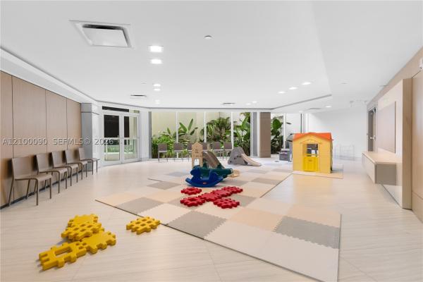 North Tower At The Point, 21205 NE 37th Ave #504, Aventura, Florida 33180, image 1